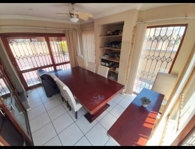3 BEDROOM HOUSE FOR SALE IN HUGHES